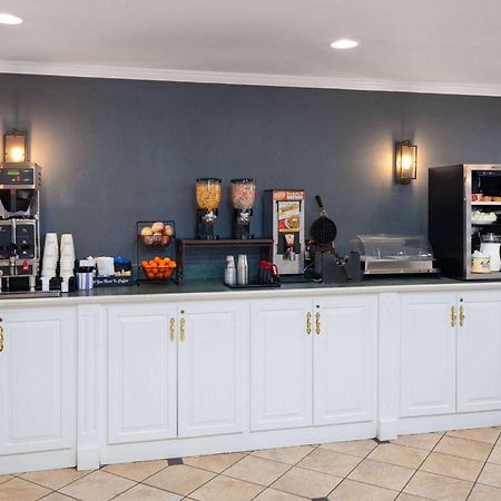 La Quinta Inn By Wyndham Cleveland Independence Εξωτερικό φωτογραφία