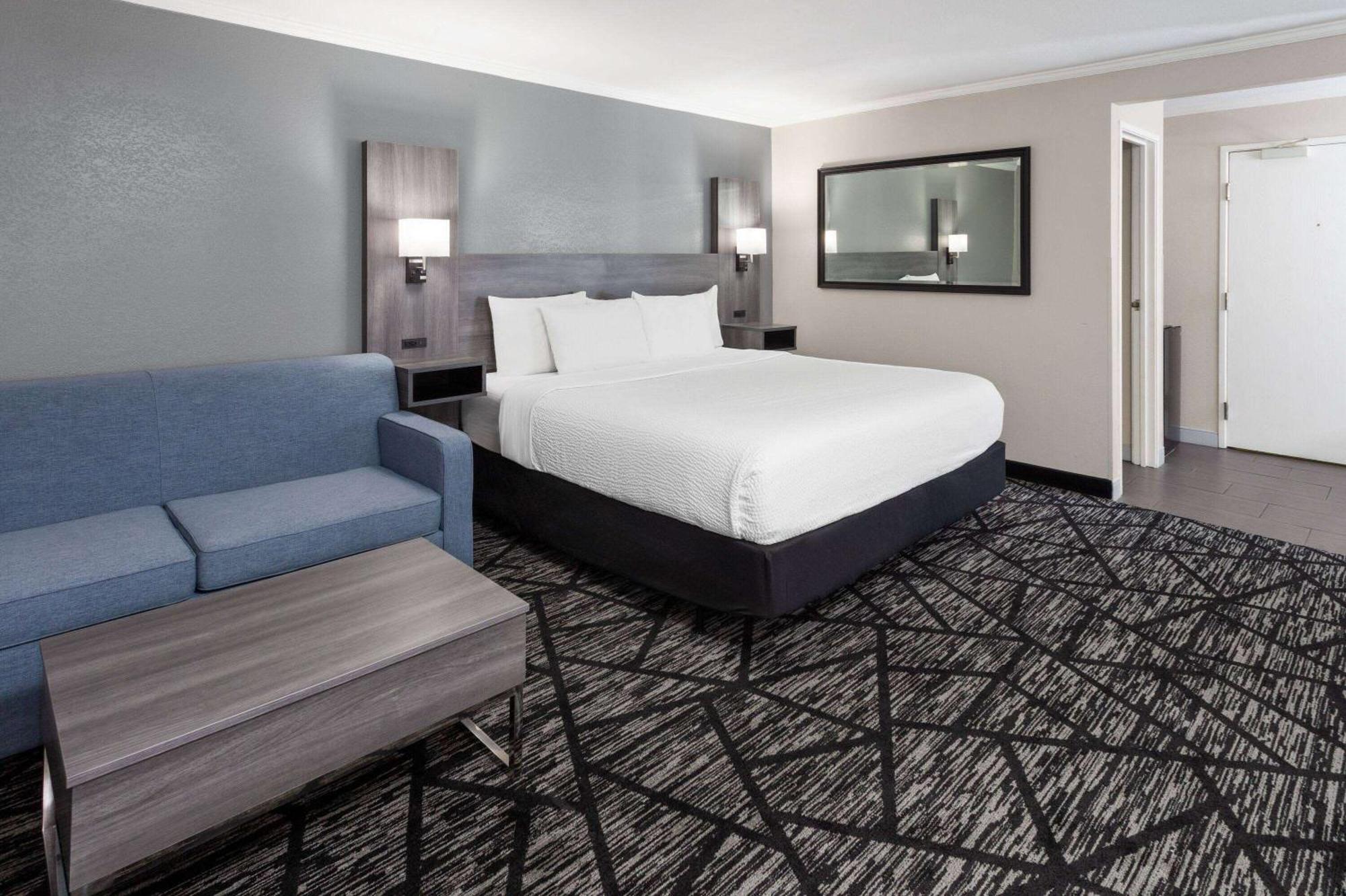 La Quinta Inn By Wyndham Cleveland Independence Εξωτερικό φωτογραφία